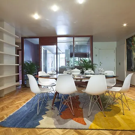 - Classic Bonanova Apartment